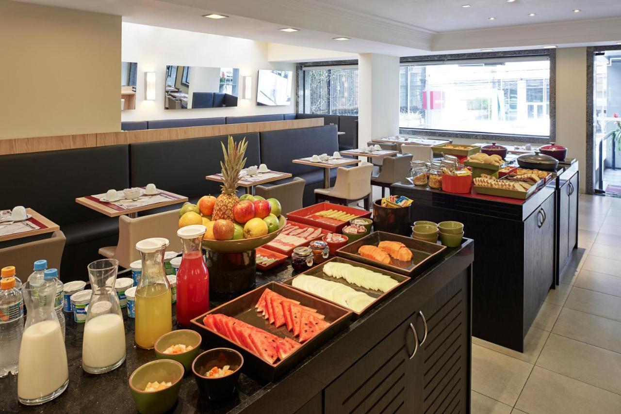 Mercure Pamplona 酒店 4*